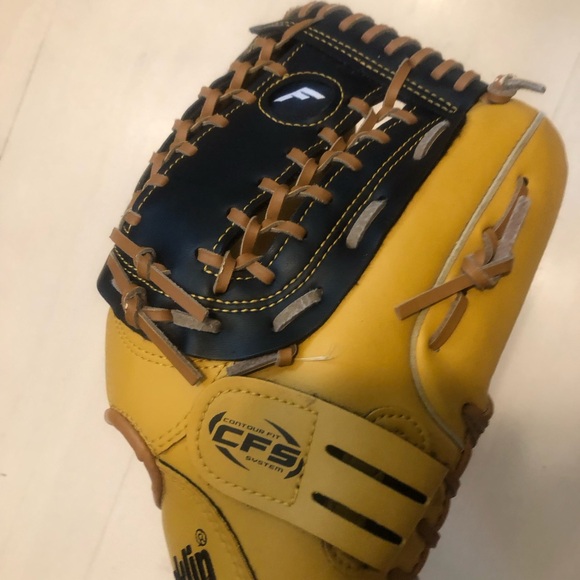 Franklin Softball / Baseball Infield / Outfield Mitt 12” Right Hand Throw NWOT - Picture 4 of 6